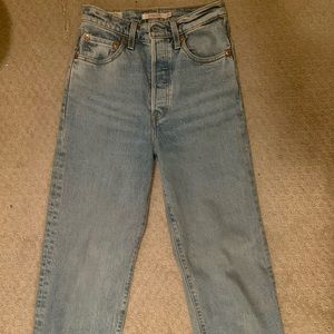 Levi’s Ribcage Jeans
